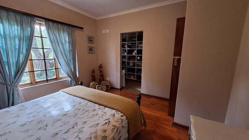 4 Bedroom Property for Sale in Albertinia Western Cape